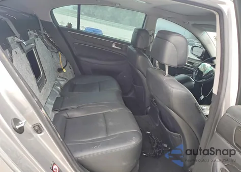 2013 Hyundai Genesis 3.8L z USA, uszkodzony, nr VIN KMHGC4DD6DU239475